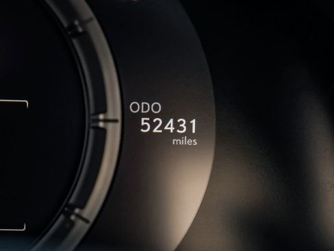 Used 2018 Lexus LC 500 Coupe w/ Touring Package image 19