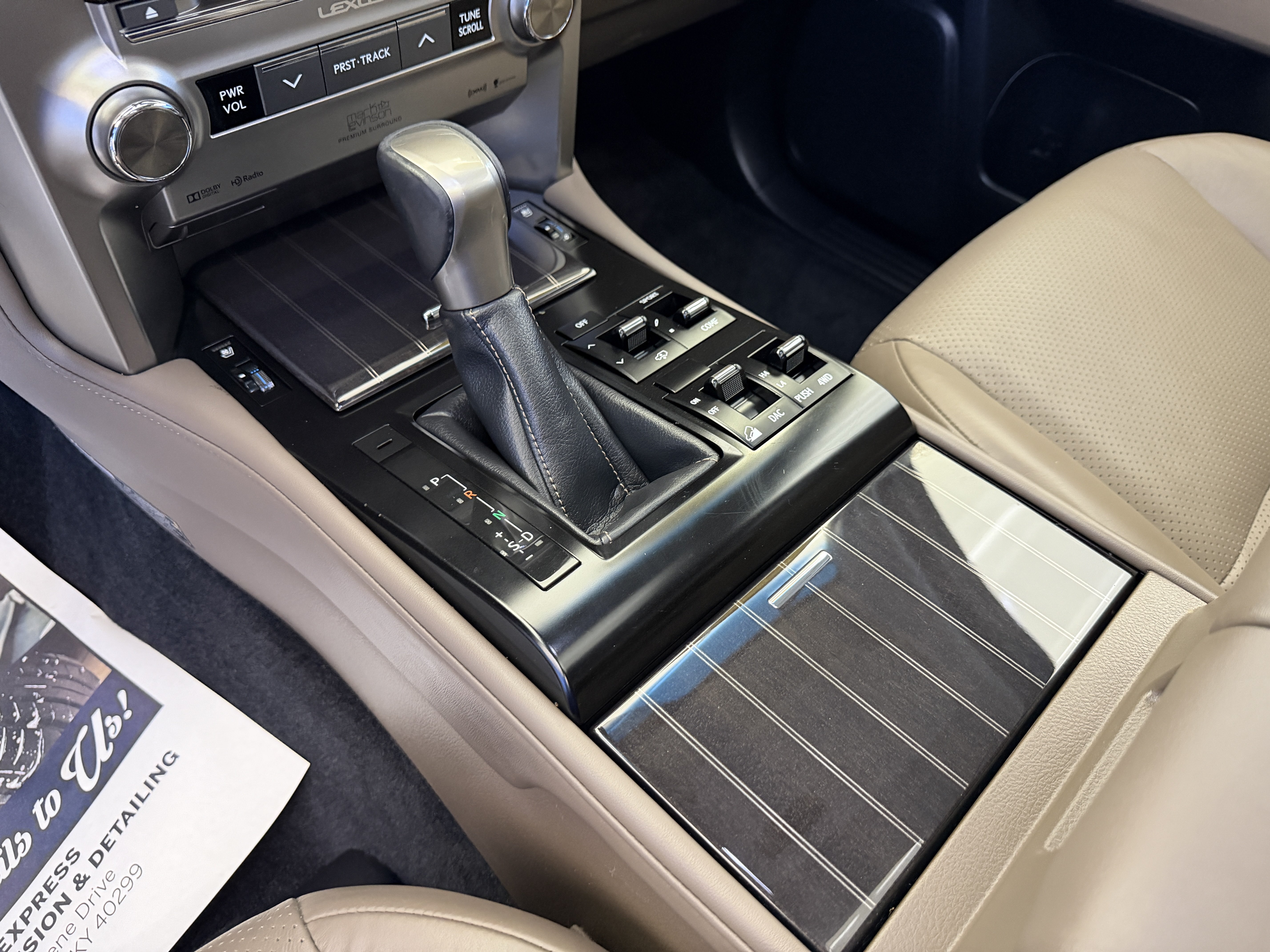 Used 2020 Lexus GX 460 Luxury w/ Accessory Package AWD/4WD image 23