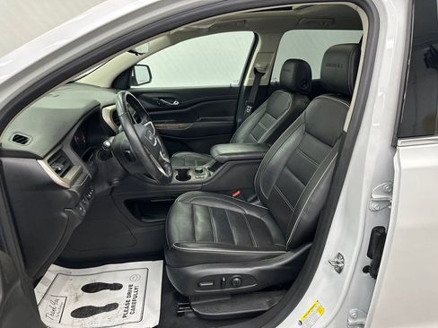 Used 2020 GMC Acadia Denali w/ Technology Package image 9