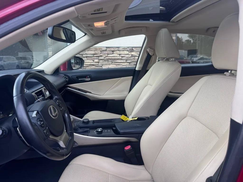 Used 2015 Lexus IS 250 RWD image 14