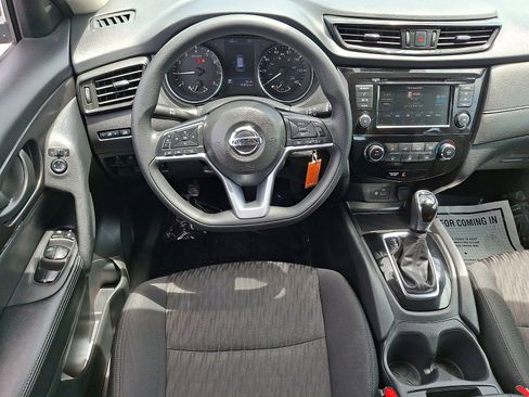 Used 2020 Nissan Rogue S AWD/4WD image 11