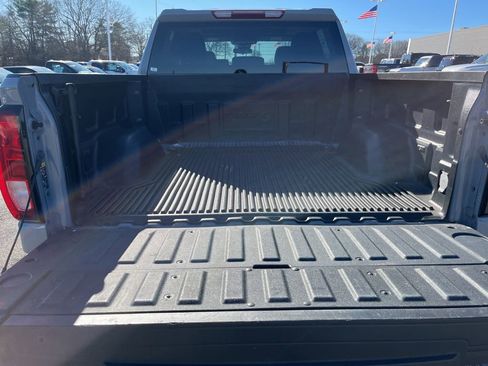 Used 2024 GMC Sierra 1500 SLE image 24