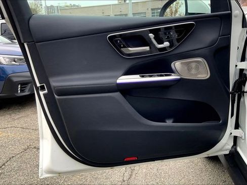 Used 2026 Mercedes-Benz GLC 300 4MATIC image 18