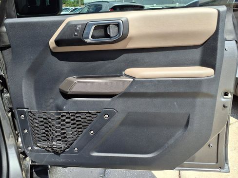 Used 2022 Ford Bronco Wildtrak AWD/4WD image 14