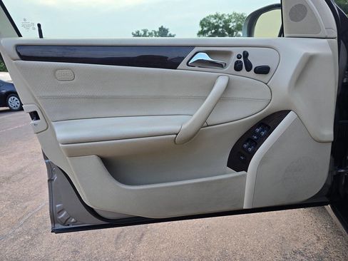 Used 2007 Mercedes-Benz C 280 Sedan image 15