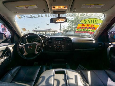 Used 2014 GMC Sierra 2500 SLE w/ SLE Preferred Package image 2