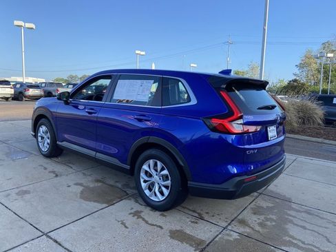 Used 2023 Honda CR-V LX image 8