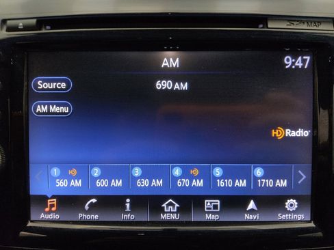 Used 2018 Nissan Murano Platinum image 25