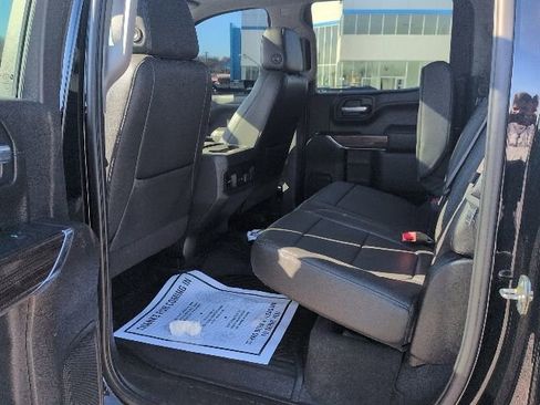 Used 2021 Chevrolet Silverado 1500 LT Trail Boss w/ Convenience Package II image 5