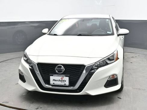 Used 2020 Nissan Altima 2.5 S FWD image 2