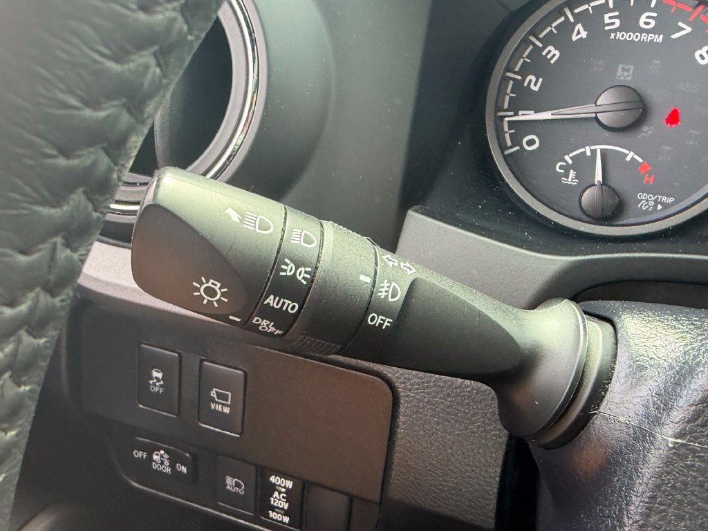 Used 2021 Toyota Tacoma TRD Pro AWD/4WD image 31
