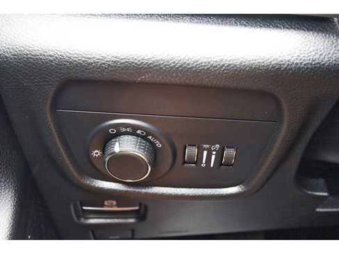 Used 2024 Jeep Grand Cherokee L Laredo image 19