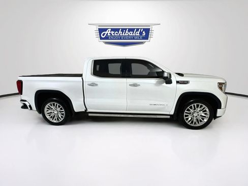 Used 2019 GMC Sierra 1500 Denali w/ Denali Ultimate Package AWD/4WD image 9