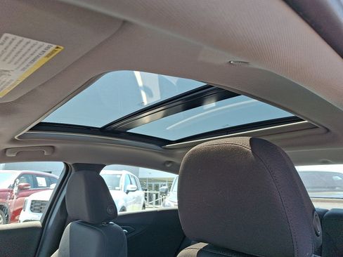 Used 2022 Chevrolet Malibu LT FWD image 15