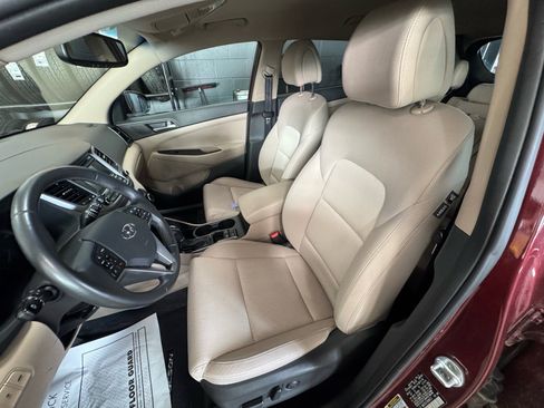 Used 2017 Hyundai Tucson Sport w/ Cargo Package image 16