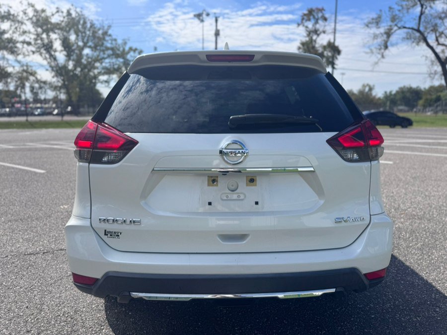 Used 2018 Nissan Rogue SV w/ Premium Package AWD/4WD image 6