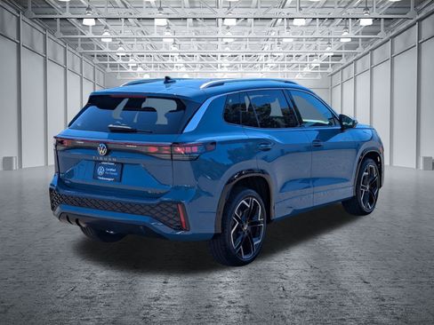 Certified 2025 Volkswagen Tiguan SEL R-Line AWD/4WD image 5