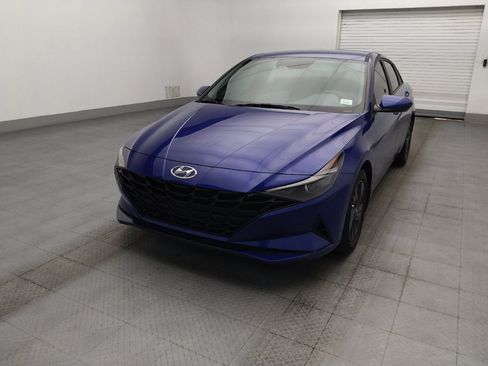 Used 2023 Hyundai Elantra SEL FWD image 15