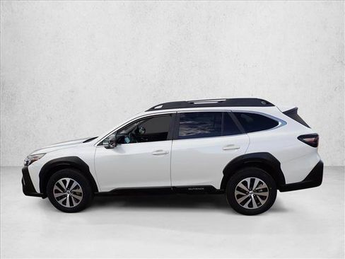 Certified 2024 Subaru Outback Premium AWD/4WD image 2