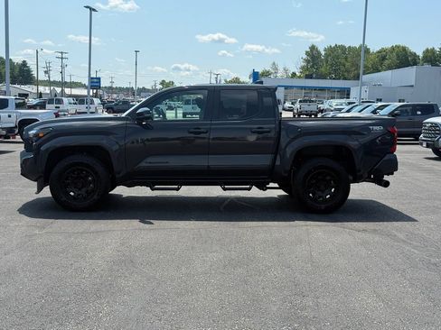 Certified 2026 Toyota Tacoma TRD Sport w/ TRD Sport Upgrade Package AWD/4WD image 2