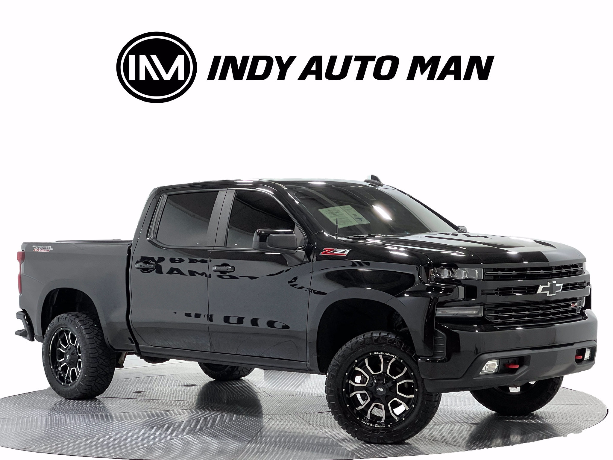 Used 2021 Chevrolet Silverado 1500 LT Trail Boss w/ Convenience Package II AWD/4WD image 2