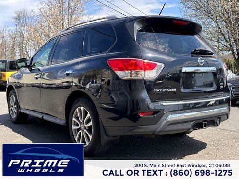 Used 2015 Nissan Pathfinder SV w/ Trailer Tow Package image 5