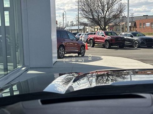 Used 2024 GMC Sierra 1500 Denali w/ Denali Reserve Package AWD/4WD image 48