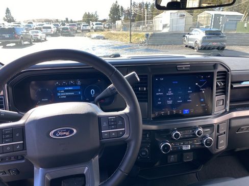 Certified 2025 Ford F350 Lariat w/ Camper Package image 18