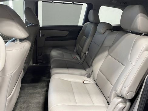 Used 2015 Honda Odyssey EX-L image 11