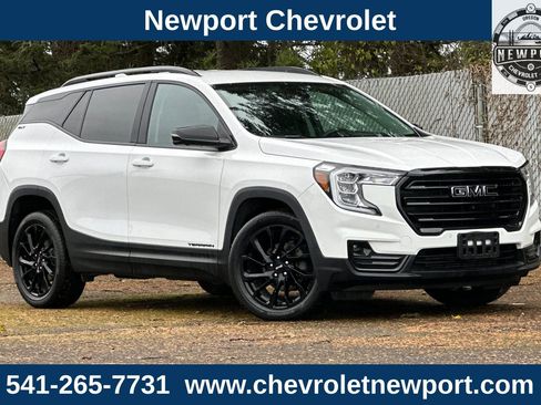 Used 2023 GMC Terrain SLT w/ Tech Package image 1