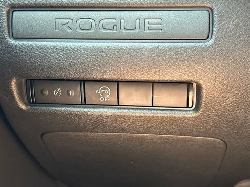 Certified 2024 Nissan Rogue S FWD image 30