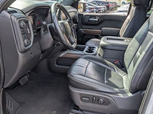 Used 2021 Chevrolet Silverado 1500 High Country w/ Technology Package AWD/4WD image 5