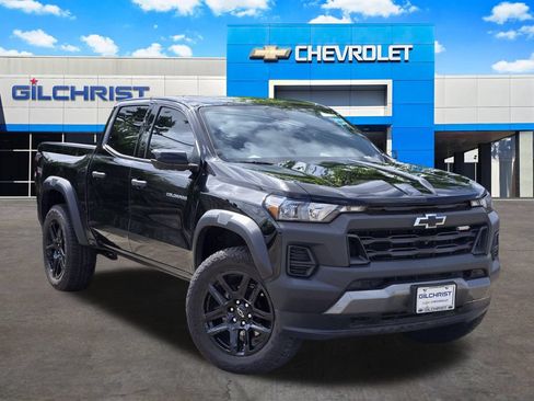New 2025 Chevrolet Colorado Trail Boss w/ Midnight Edition AWD/4WD image 1
