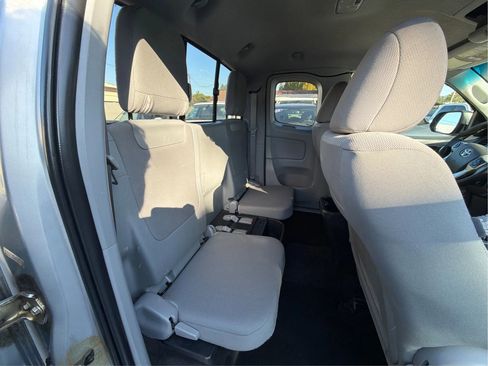 Used 2014 Toyota Tacoma 4x4 Access Cab V6 image 24