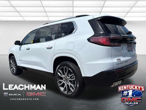 New 2026 GMC Acadia Denali Ultimate w/ LPO, Floor Liner Package AWD/4WD image 5