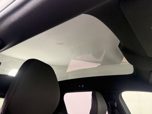 Used 2025 Polestar Polestar 3 image 13