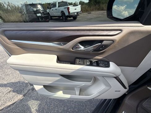Certified 2023 GMC Yukon Denali image 29