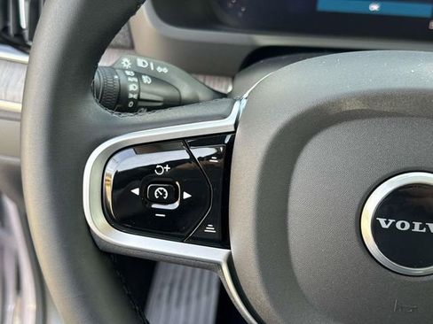 New 2026 Volvo XC90 B6 Ultra image 25