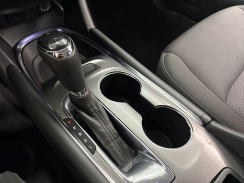 Used 2018 Chevrolet Malibu LT FWD image 18