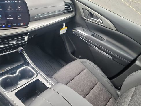 New 2026 Chevrolet Traverse LT w/ Driver Confidence Package FWD image 23