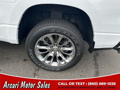 Used 2024 RAM 1500 Laramie AWD/4WD image 16