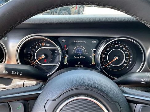 Used 2023 Jeep Gladiator Sport AWD/4WD image 14