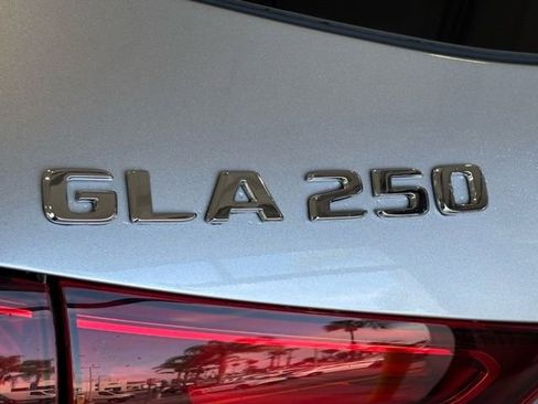 Certified 2026 Mercedes-Benz GLA 250 image 6