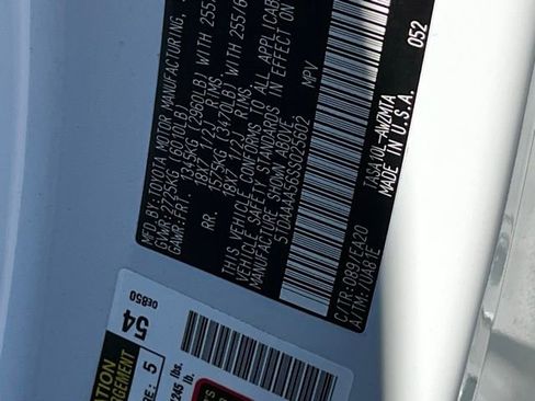 Used 2025 Toyota Grand Highlander FWD image 37