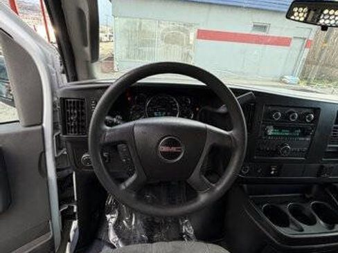 Used 2017 GMC Savana 2500 image 14