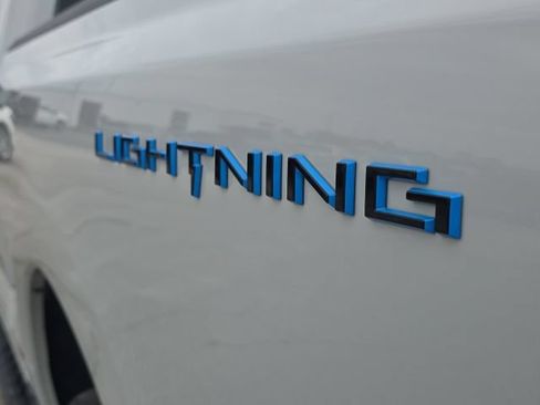 Used 2024 Ford F150 Lightning Flash AWD/4WD image 10