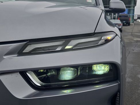 Used 2024 BMW X7 xDrive40i image 9