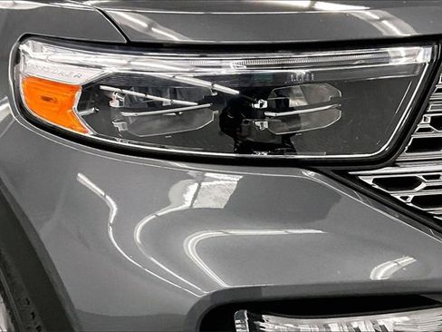 Used 2023 Ford Explorer Limited w/ Equipment Group 301A image 33