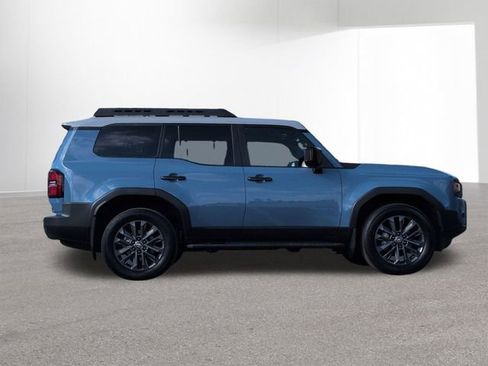 Certified 2025 Toyota Land Cruiser image 4