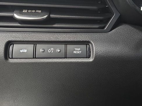 Used 2023 Nissan Altima 2.5 SR AWD/4WD image 24